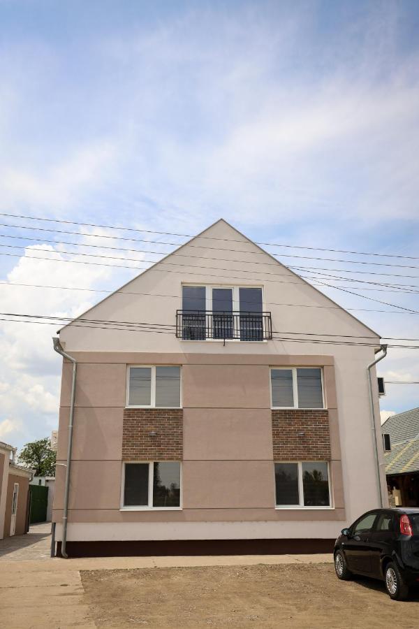 Domacin Komsijska Gostiona Zrenjanin Exterior foto