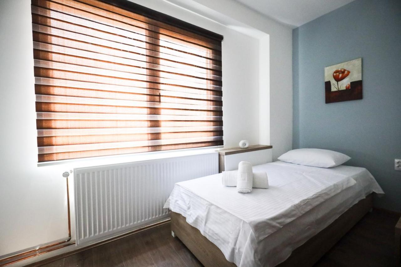 Domacin Komsijska Gostiona Zrenjanin Exterior foto