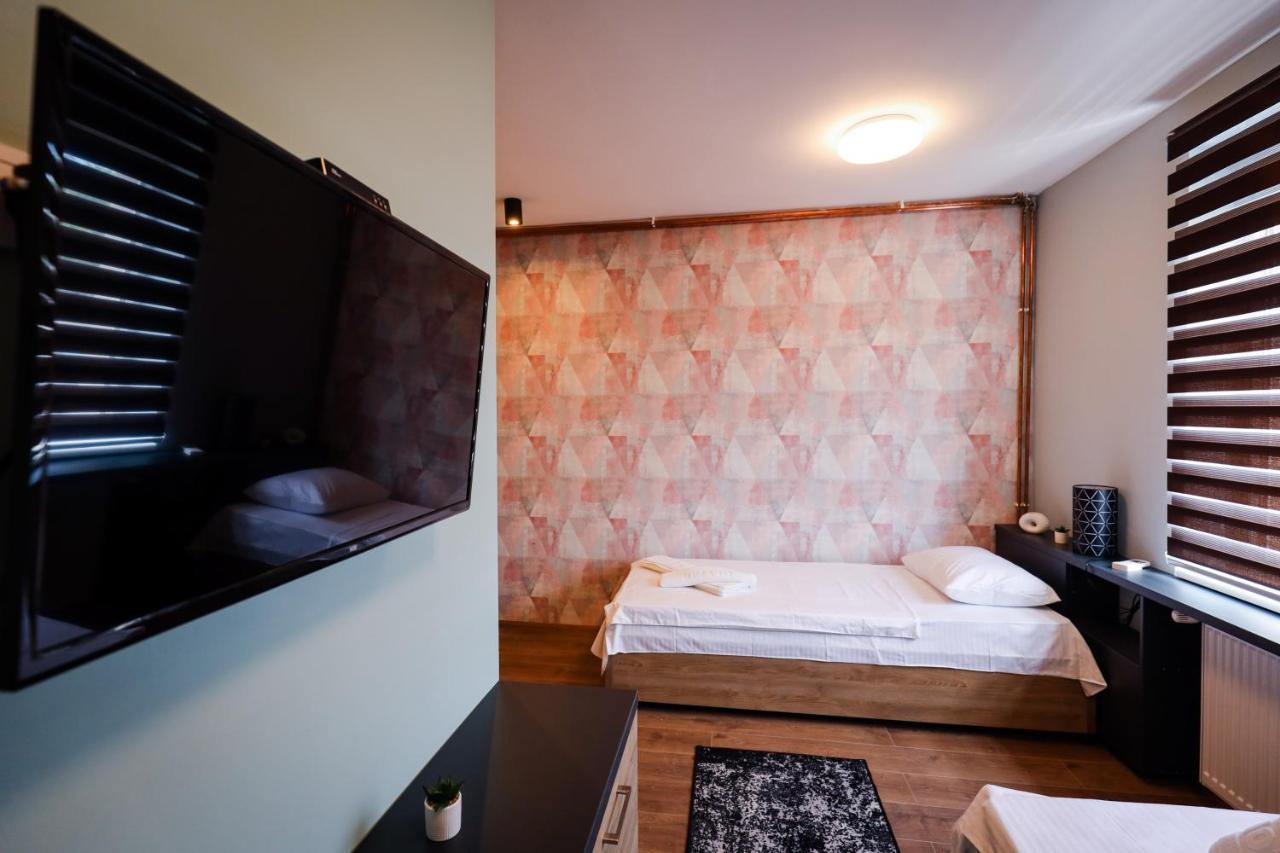 Domacin Komsijska Gostiona Zrenjanin Exterior foto
