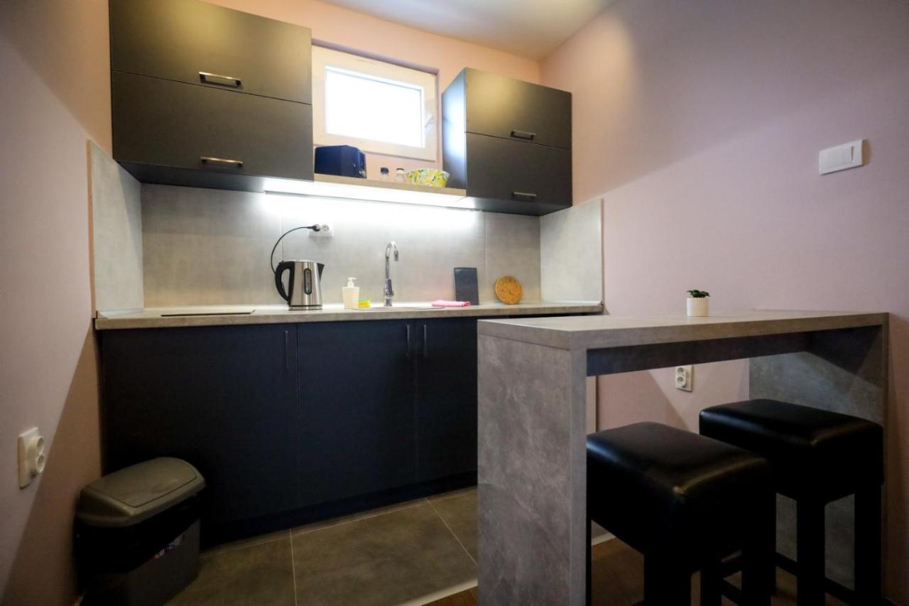 Domacin Komsijska Gostiona Zrenjanin Exterior foto
