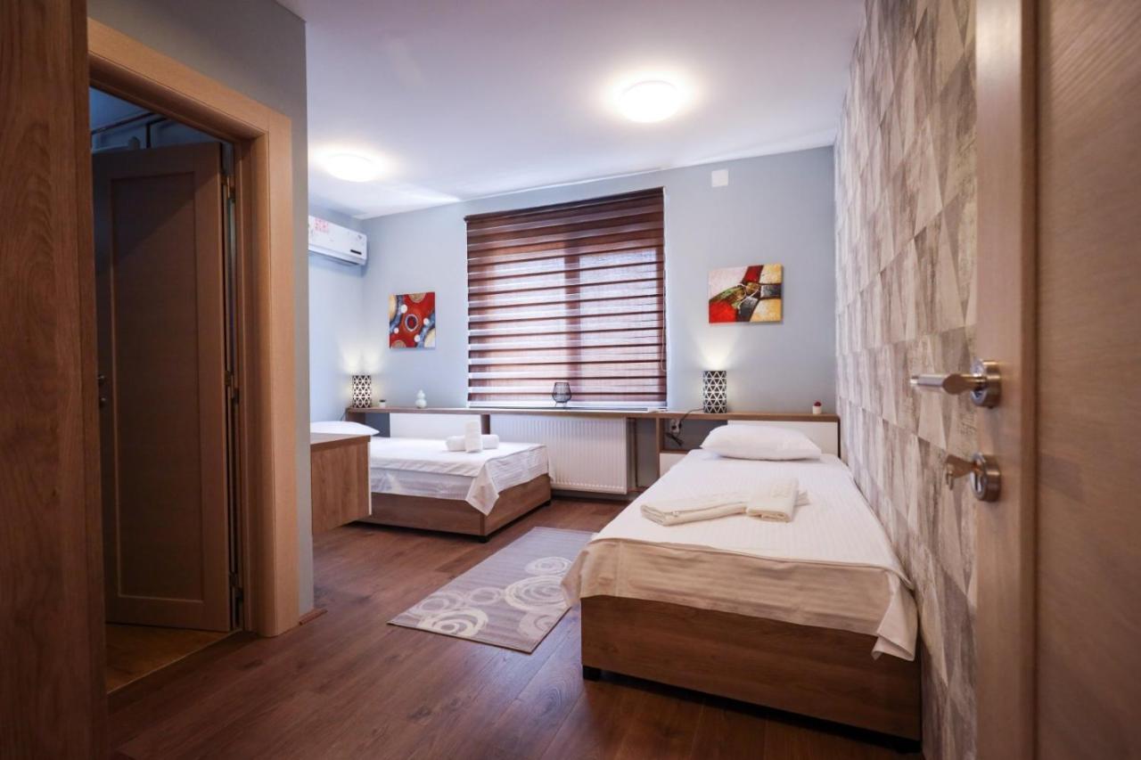 Domacin Komsijska Gostiona Zrenjanin Exterior foto